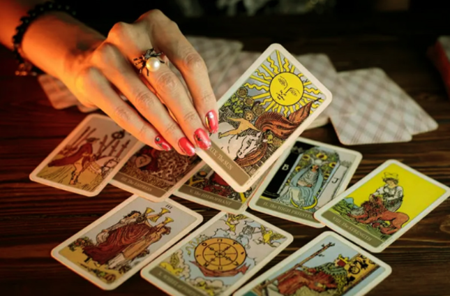 tarot readings for understanding personal dynamics