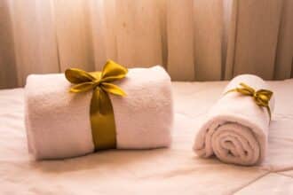 10000 towels fpr an event cost
